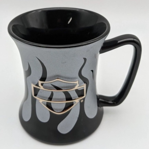 Harley Davidson Black & Silver Flame
Coffee Tea Mug Cup - Official Licensed - Picture 2 of 9